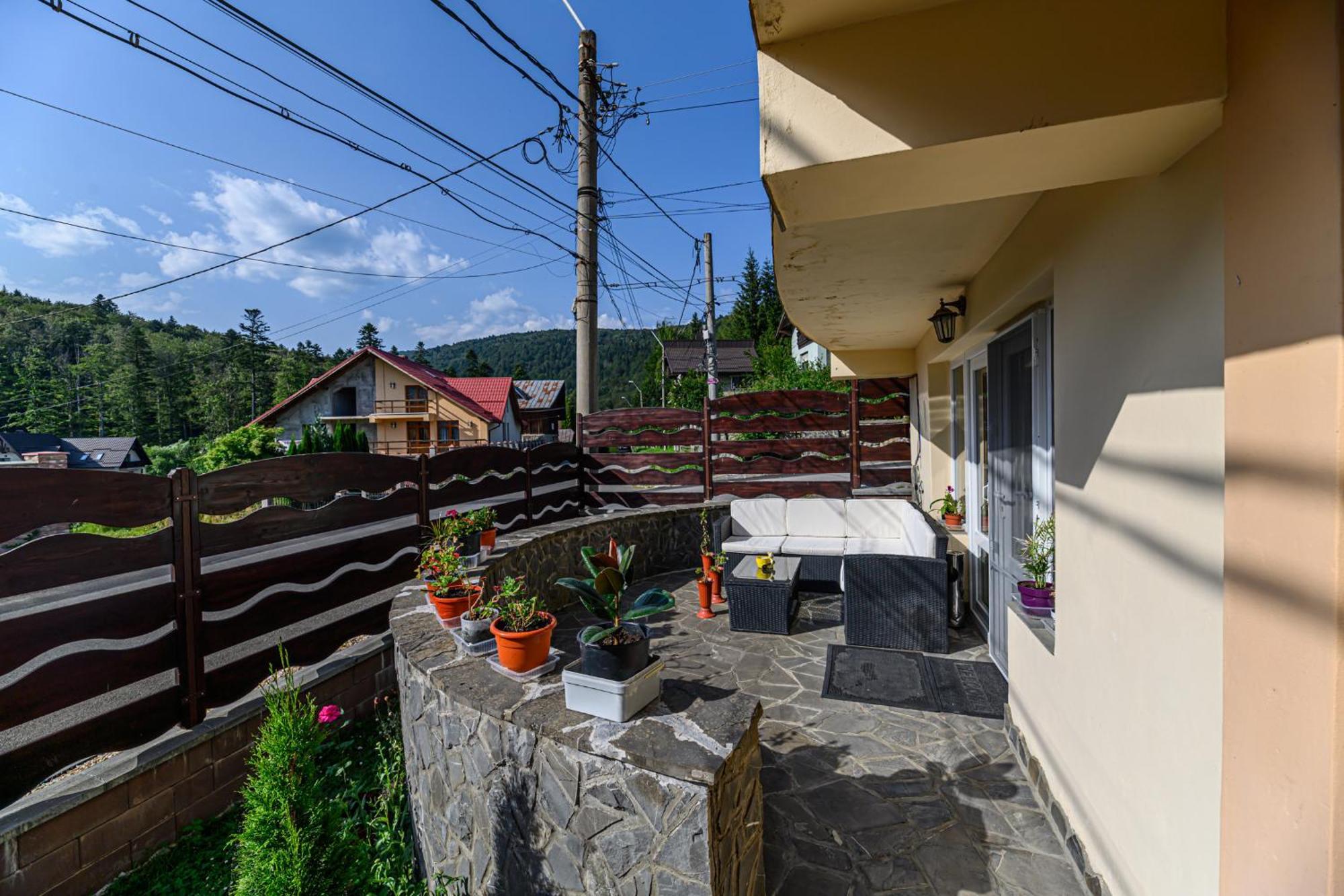 Casa Ramino Ξενοδοχείο Buşteni Εξωτερικό φωτογραφία